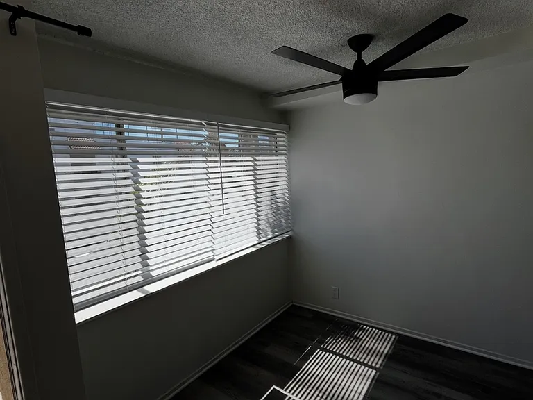 3620 S PACIFIC AVE — Photo 6