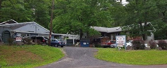5th image of 45 N Lincoln Dr