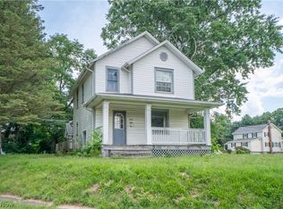 1033 Walnut Ave, Alliance, OH 44601