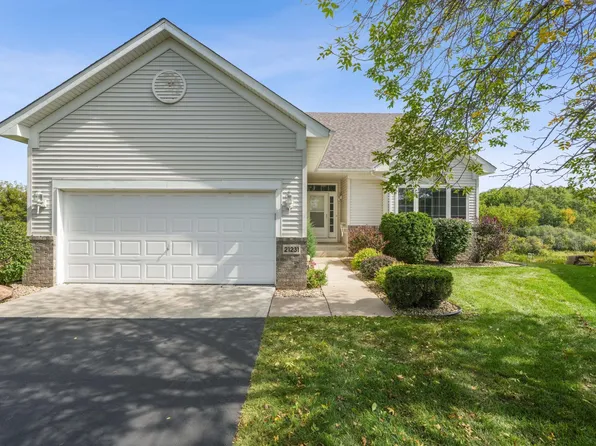 21231 Pasofino Cir N, Forest Lake, MN 55025