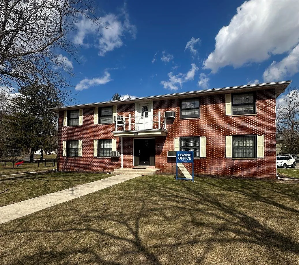 Apex Apartments — Photo 1