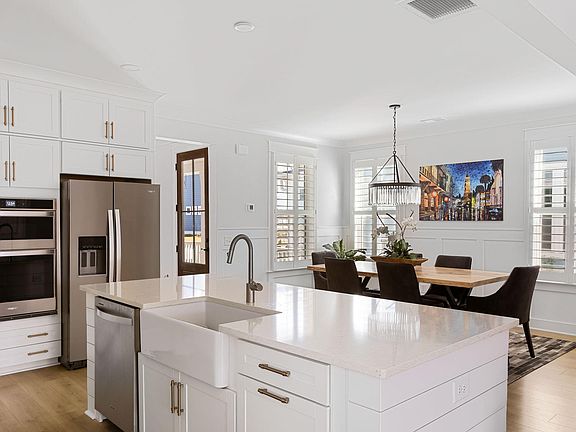 2nd image of 2037 Blue Bayou Blvd