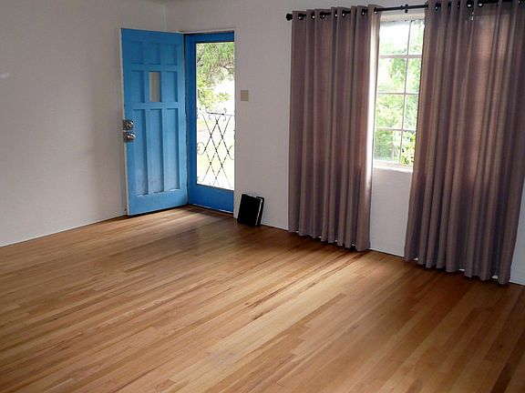 2nd image of 231 Morningside Dr NE