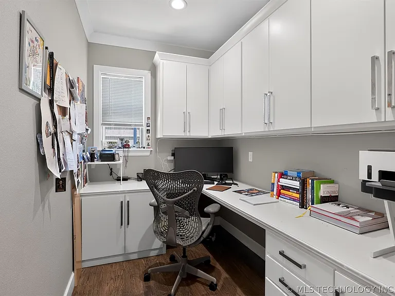 1119 W 86th Pl S — Photo 15