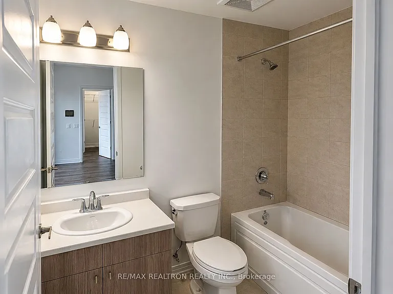 470 Gordon Krantz Ave #401 — Photo 8