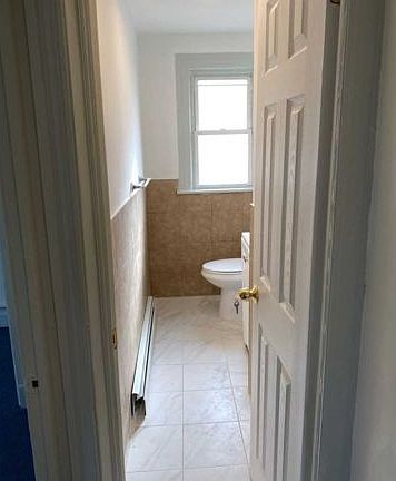4th image of 10 Clowes Ave