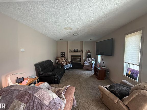 5th image of 1 Adamic Cres