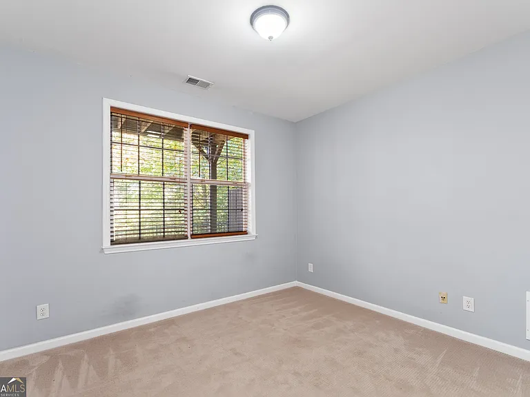 4674 Creekside Villas Way SE — Photo 28