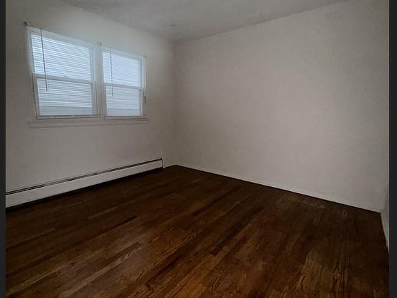 2nd image of 143 Highland Ave APT 2