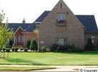 14 Lake Forest Blvd, Huntsville, AL 35824