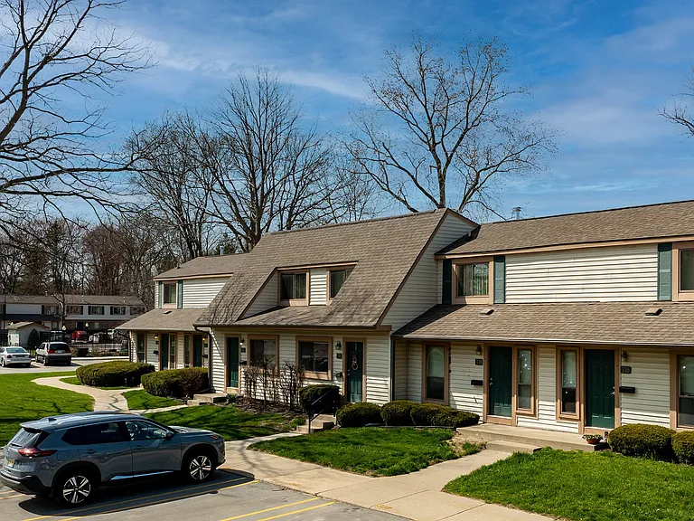 Forest Glen Townhomes — Photo 15
