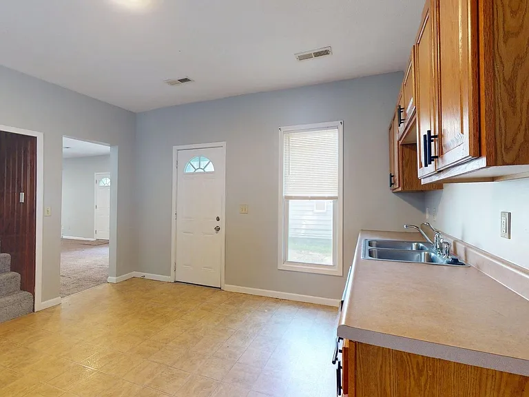 2053 W 95th St — Photo 63