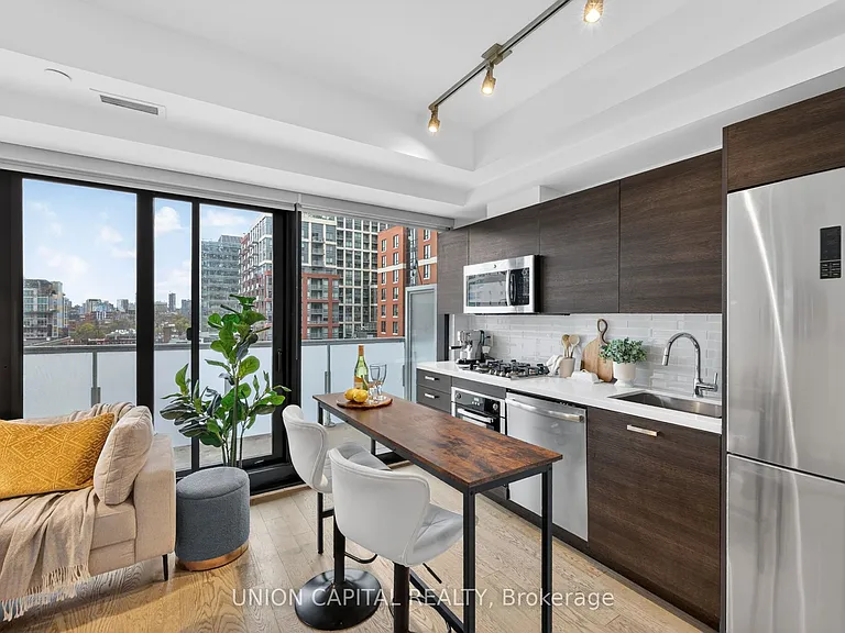 11 Charlotte St #1004 — Photo 2