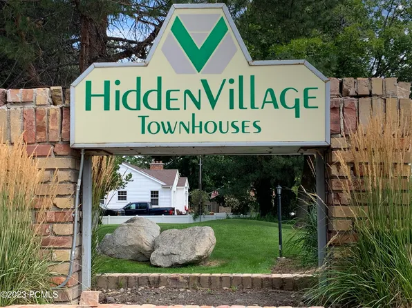 660 E Cobblestone Ln, Midvale, UT 84047