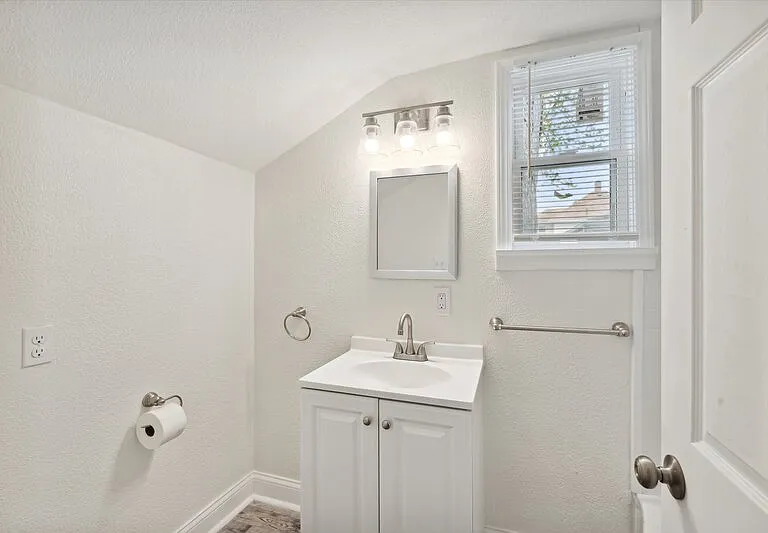4039 Vermaas Ave — Photo 21