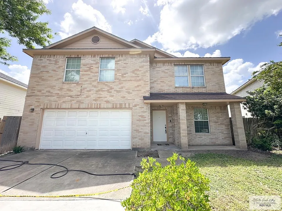 1013 Champlain Dr