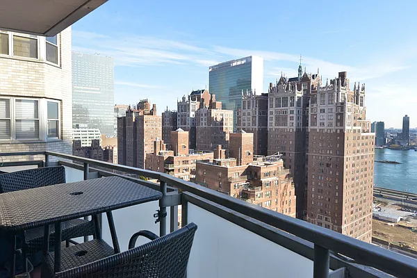 Rented by Noble Realty | media 6