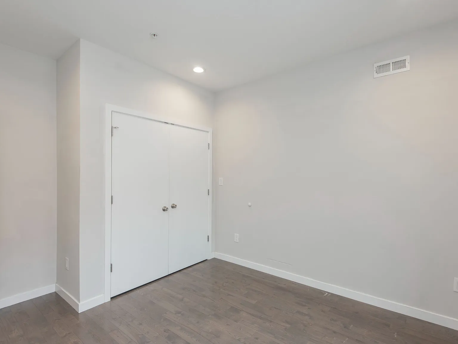 3 bed, 1700 sqft, $1,750 — Photo 2