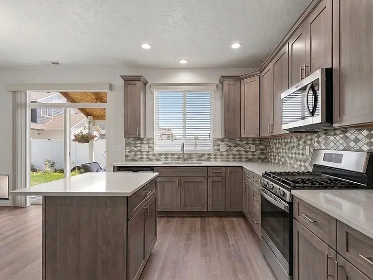17520 E Desmet Ave — Photo 15