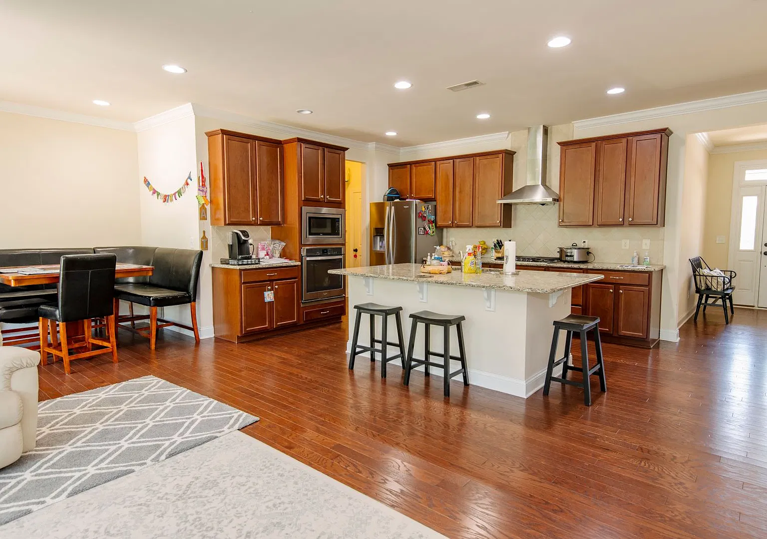 Beautiful 3 Bed/2.5 Bath Townhome Nestled in a Prime Cary Location! — Photo 4