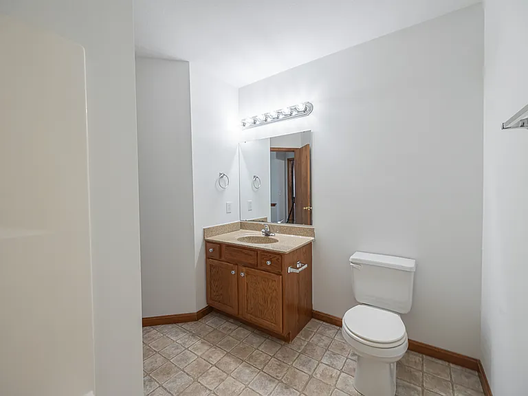 4650 Picadilly Cir — Photo 24
