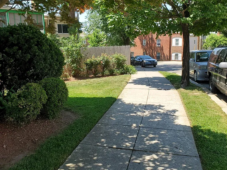 1315 Downing Pl NE #3 — Photo 3