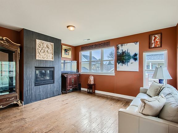 1225 Cedar Ave - Web Quality - 001 - 05 Living Room_10302023