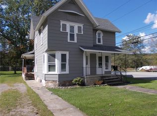 7952 School St, Springwater, NY 14560