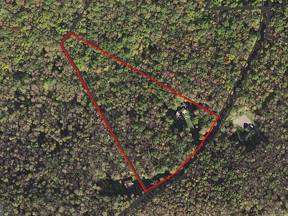 3rd image of 458 Moonlight Dr