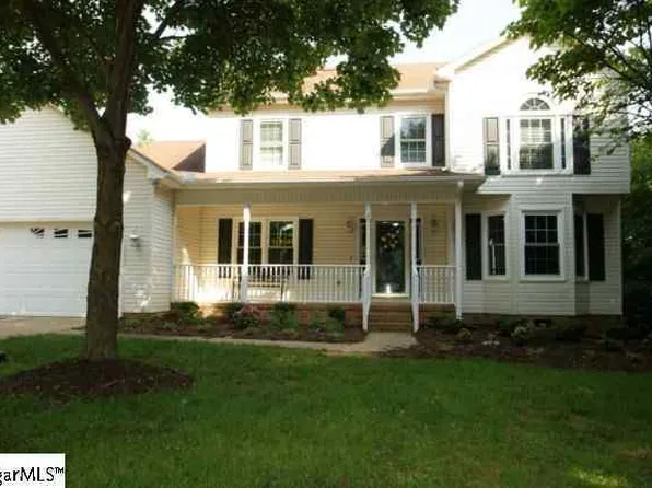 103 Meadow Ridge Dr, Greer, SC 29651