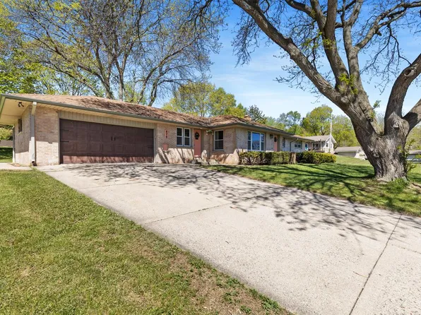 575 Kenmar ROAD, Brookfield, WI 53005