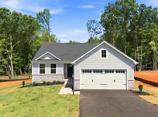 76 Overlook Dr, Lynchburg, VA 24504