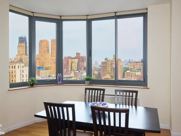 2000 Broadway image 4 of 15