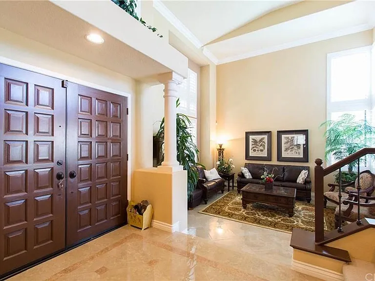 3061 Diamond View Cir — Photo 8