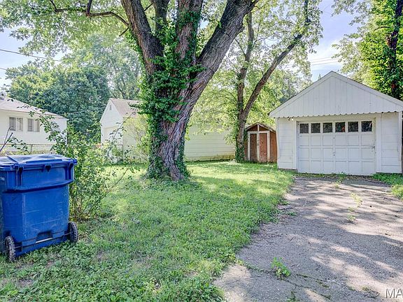 2nd image of 8232 Davenport Dr