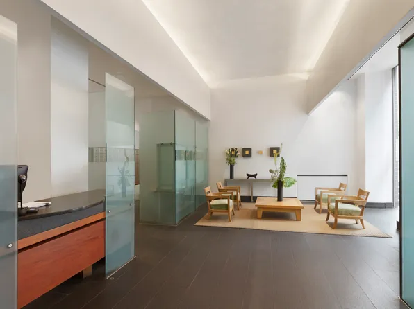 400 East 54th Street image 23 of 24