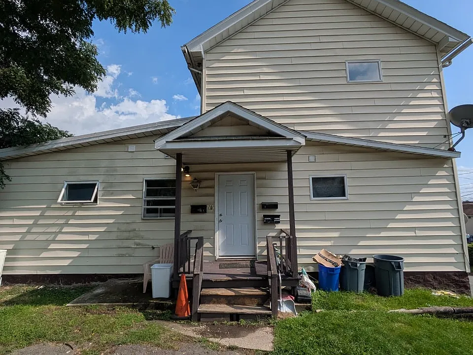 388 W Main St #1