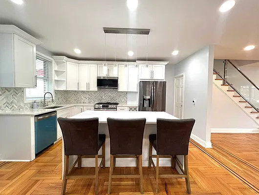 Rented by Bruma Realty LLC | media 5