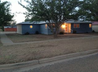 816 W 7th St, Post, TX 79356