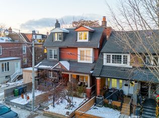166 Essex St, Toronto, ON M6G1T5