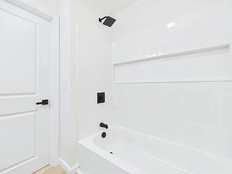 33 Crapo St #1 — Photo 5
