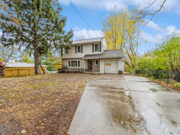 3838 SW 31st St, Des Moines, IA 50321