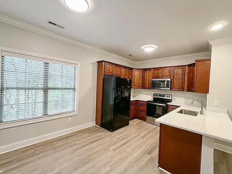 Laurel Ridge — Photo 24