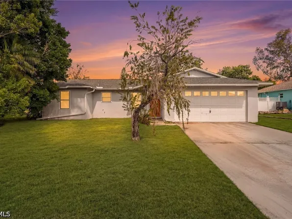 1333 SW 5th Pl, Cape Coral, FL 33991