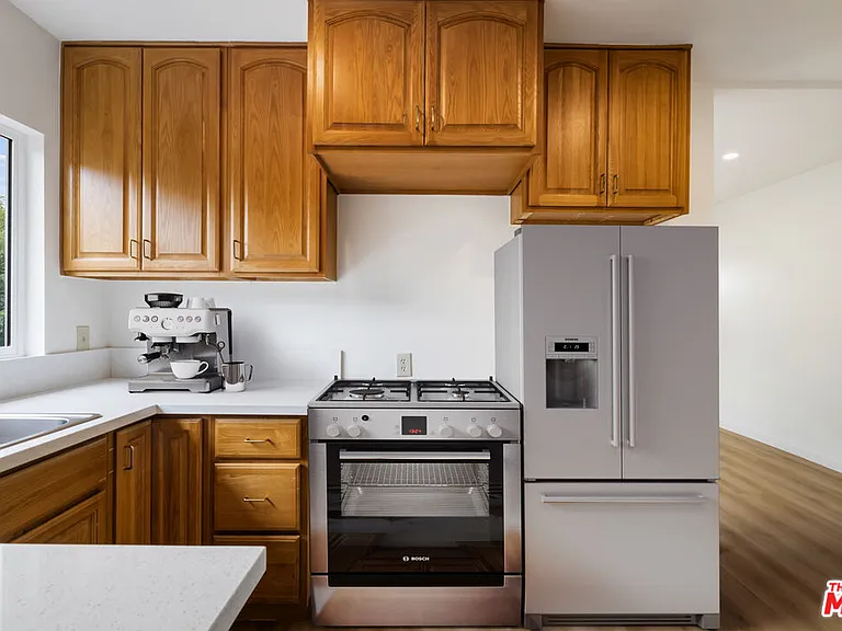 1720 N Avenue 45 — Photo 11