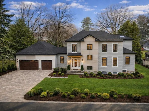 23 Lantern Ln, Arlington, MA 02474