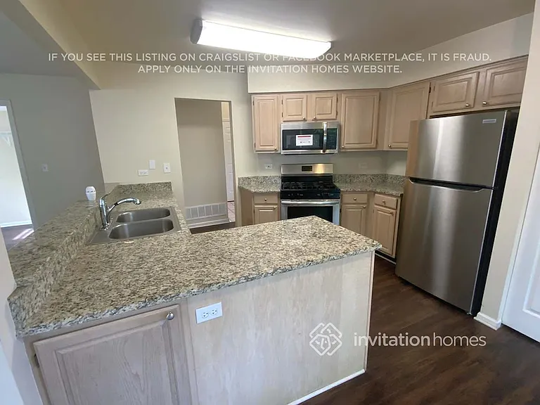 2499 Deerfield Dr — Photo 6