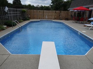 8181 Cedar Grove Rd, Cross Plains, TN 37049