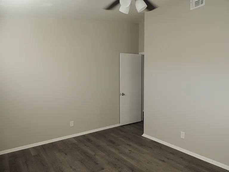 6552 E 27th Pl — Photo 21