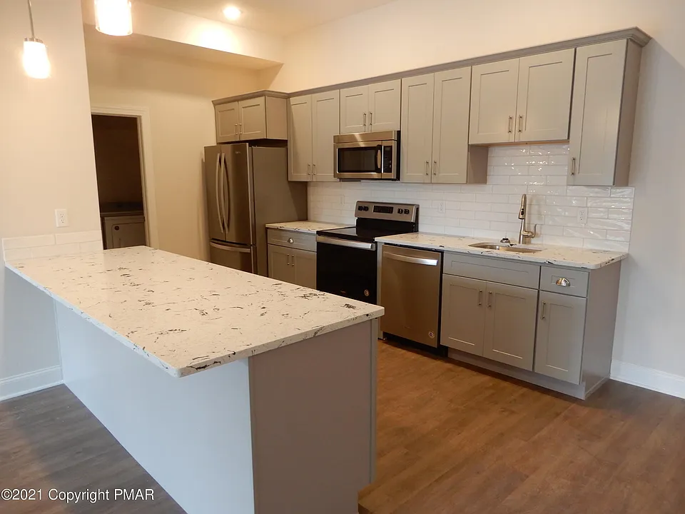 268 Washington St #207